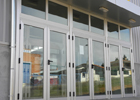 Puertas para negocio de Aluminio Practicables